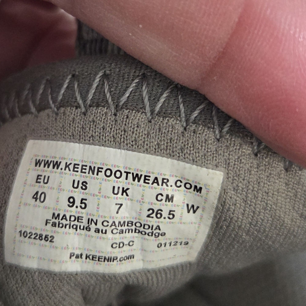 Keen Hush Knit CNX Gray Footwear - Picture 5 of 10